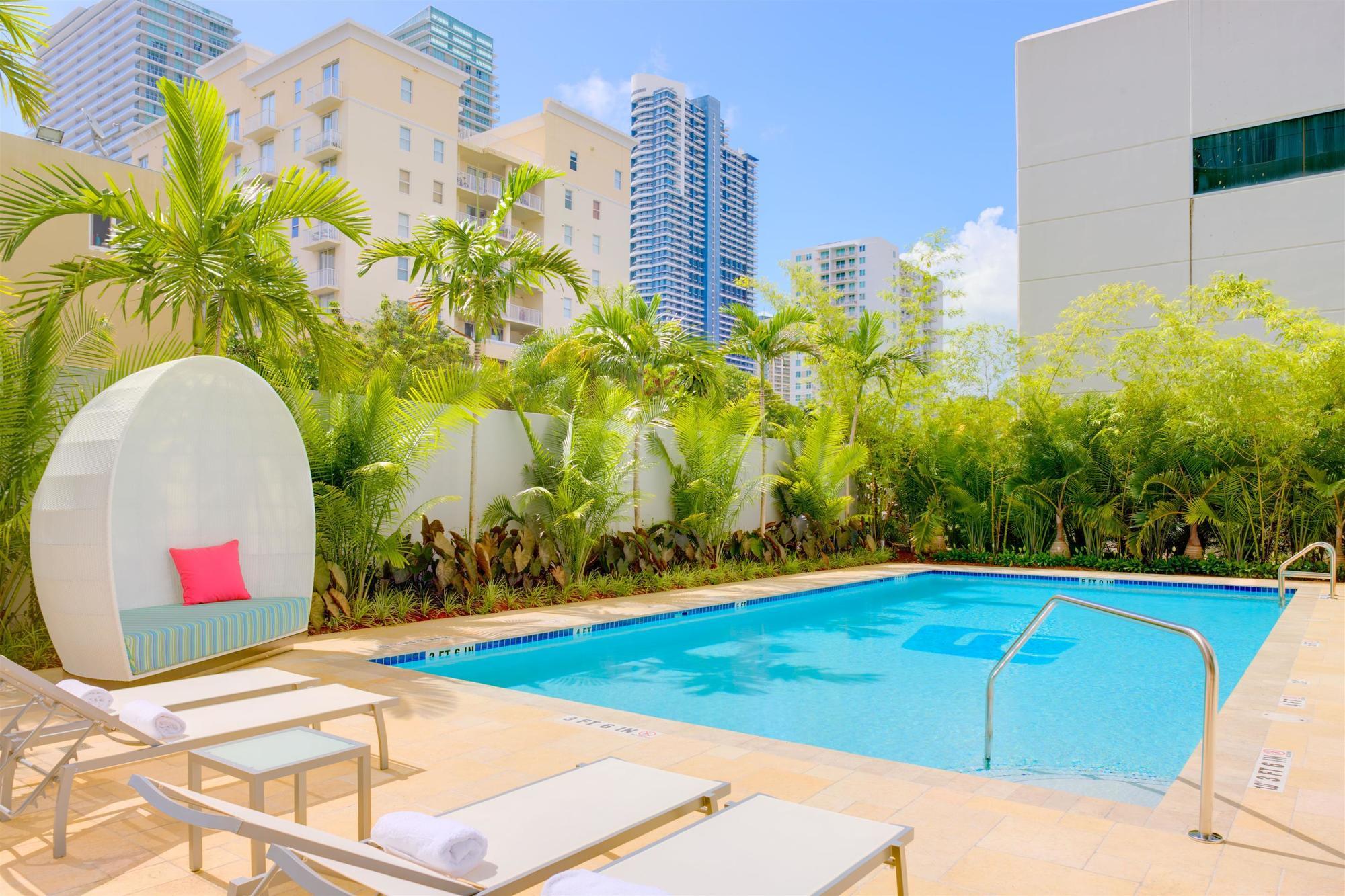 Готель Aloft Miami Brickell Екстер'єр фото